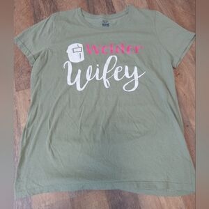 BNWT Welder Wifey shirt sz large